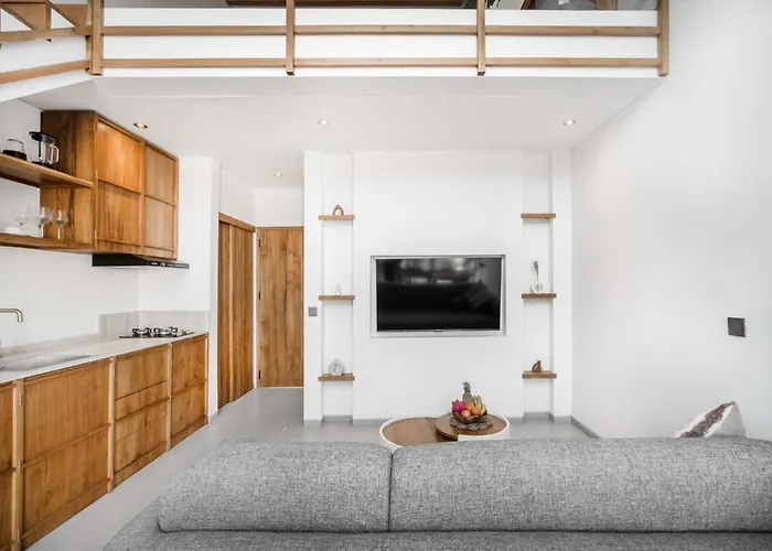 Gate Brand New 1br Retreat In Canggu Pererenan